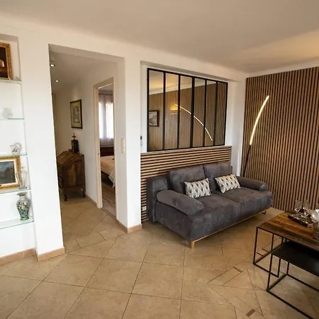 Apartament Modern Flat With View 5 Min From Festival Hall Cannes